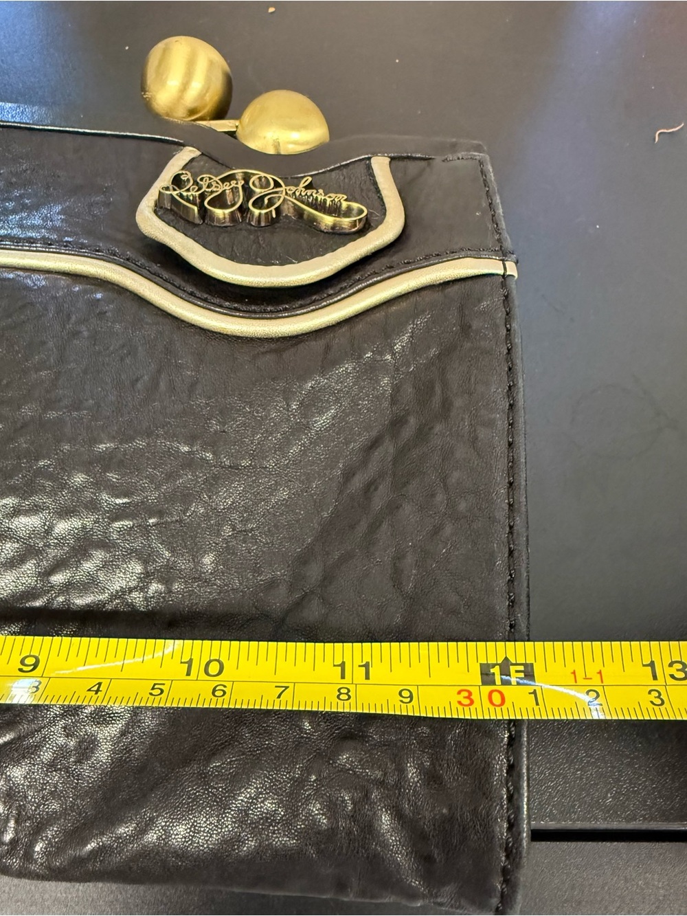 Vintage Betsy Johnson Kiss-lock leather Runway Clutch. Black leather Rare Y2K - Picture 10 of 13